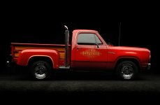 dodge-lil-red-express-the-grandfather-of-factory-built-performance-trucks_3.jpg