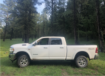 ram 2500 e.png