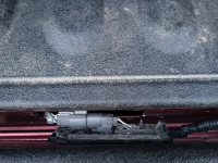 Tailgate wiring connector.png