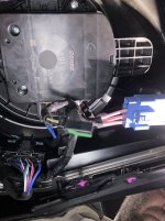 Passenger well light connector.jpg